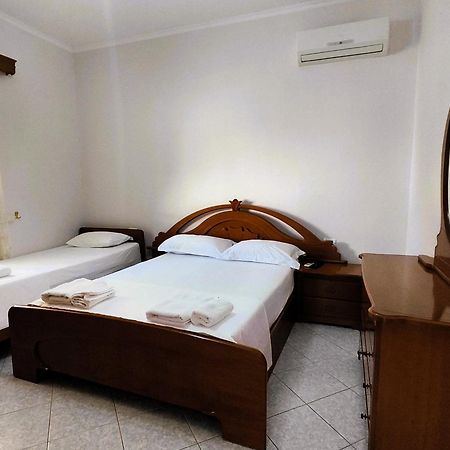 קסאמיל Hola Rooms מראה חיצוני תמונה