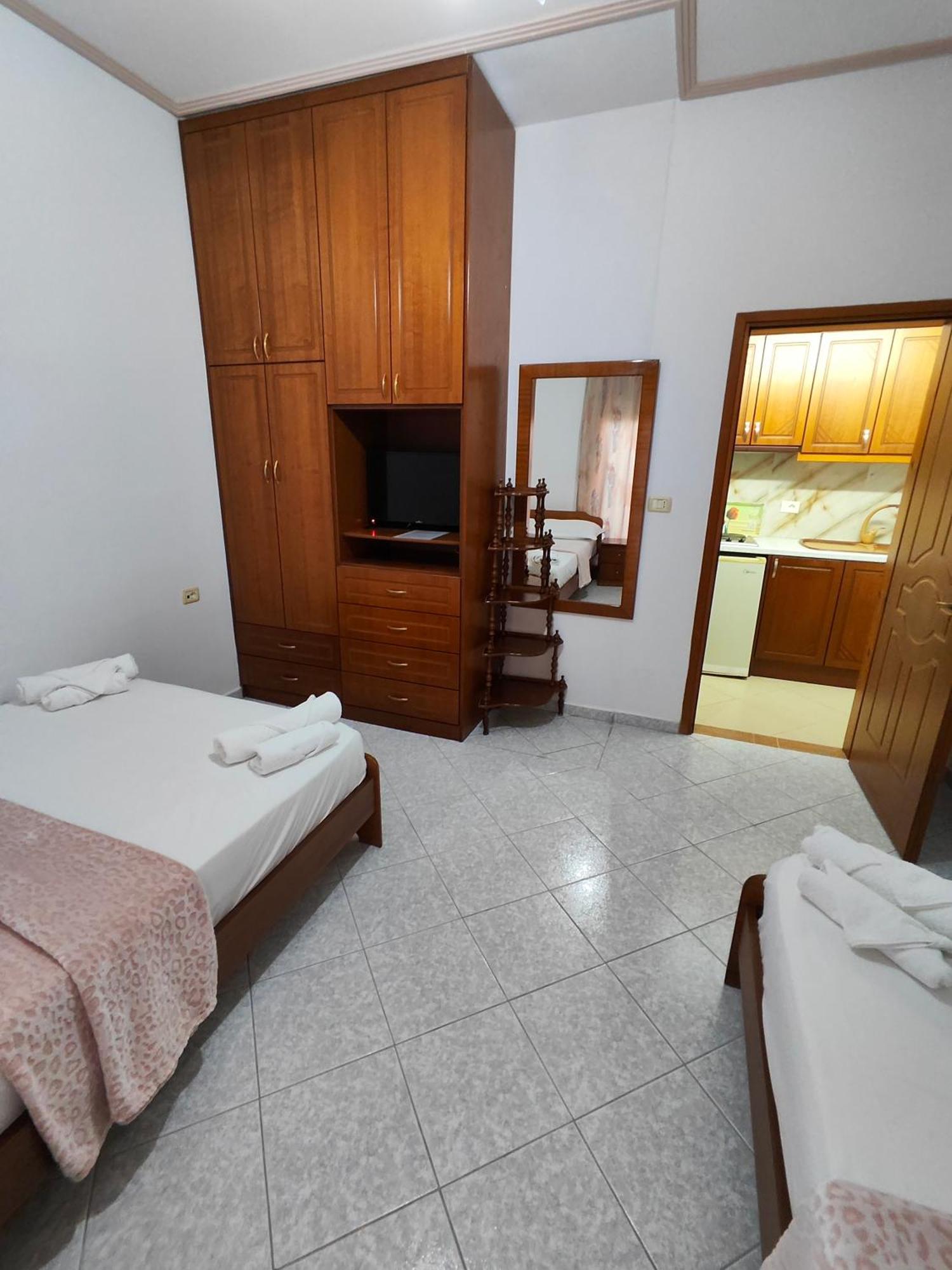 קסאמיל Hola Rooms מראה חיצוני תמונה