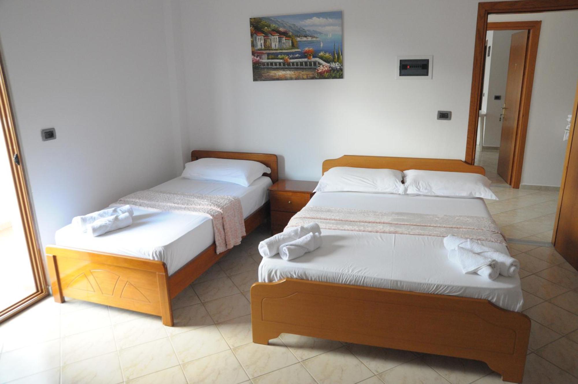 קסאמיל Hola Rooms מראה חיצוני תמונה