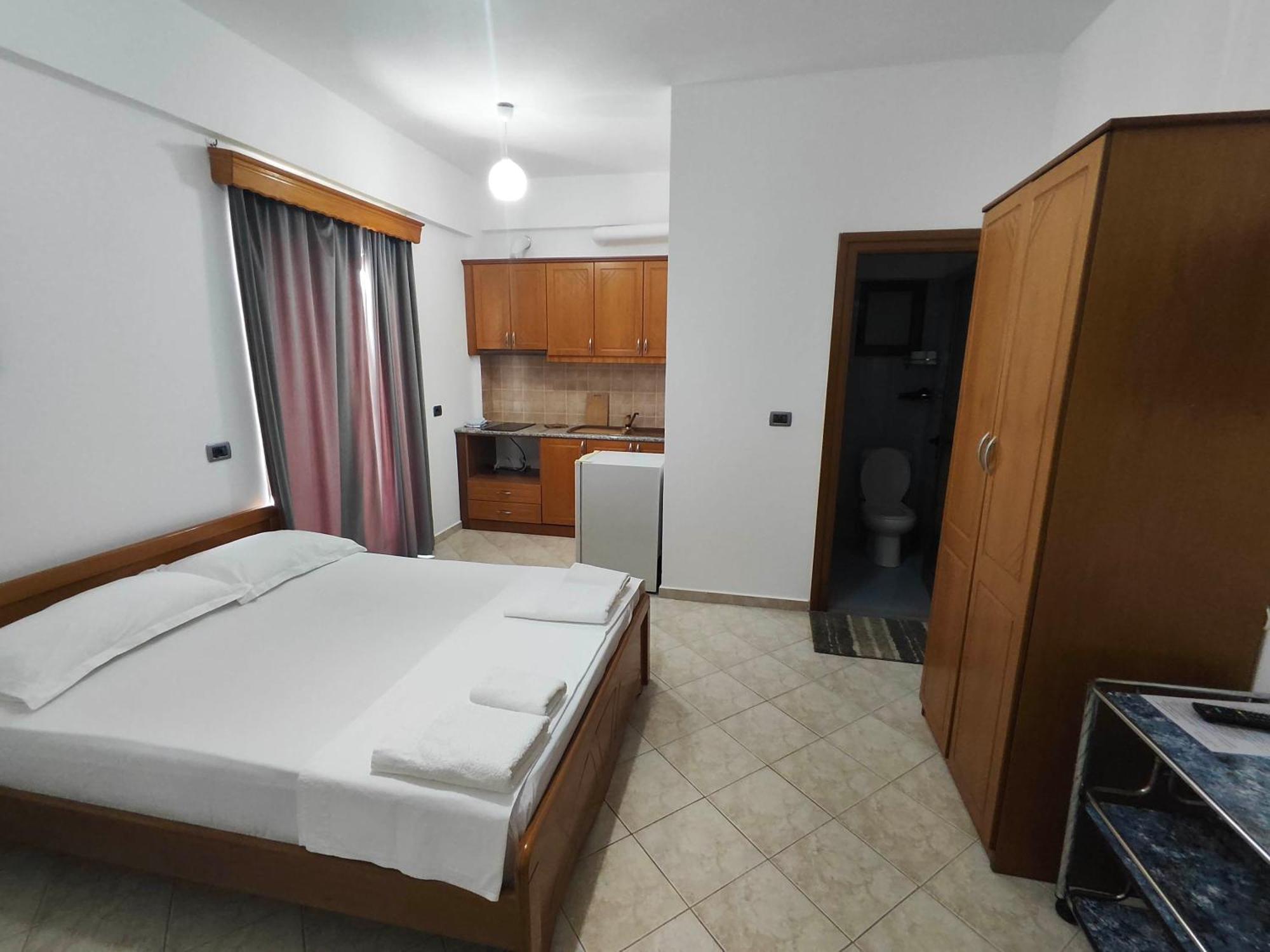 קסאמיל Hola Rooms מראה חיצוני תמונה