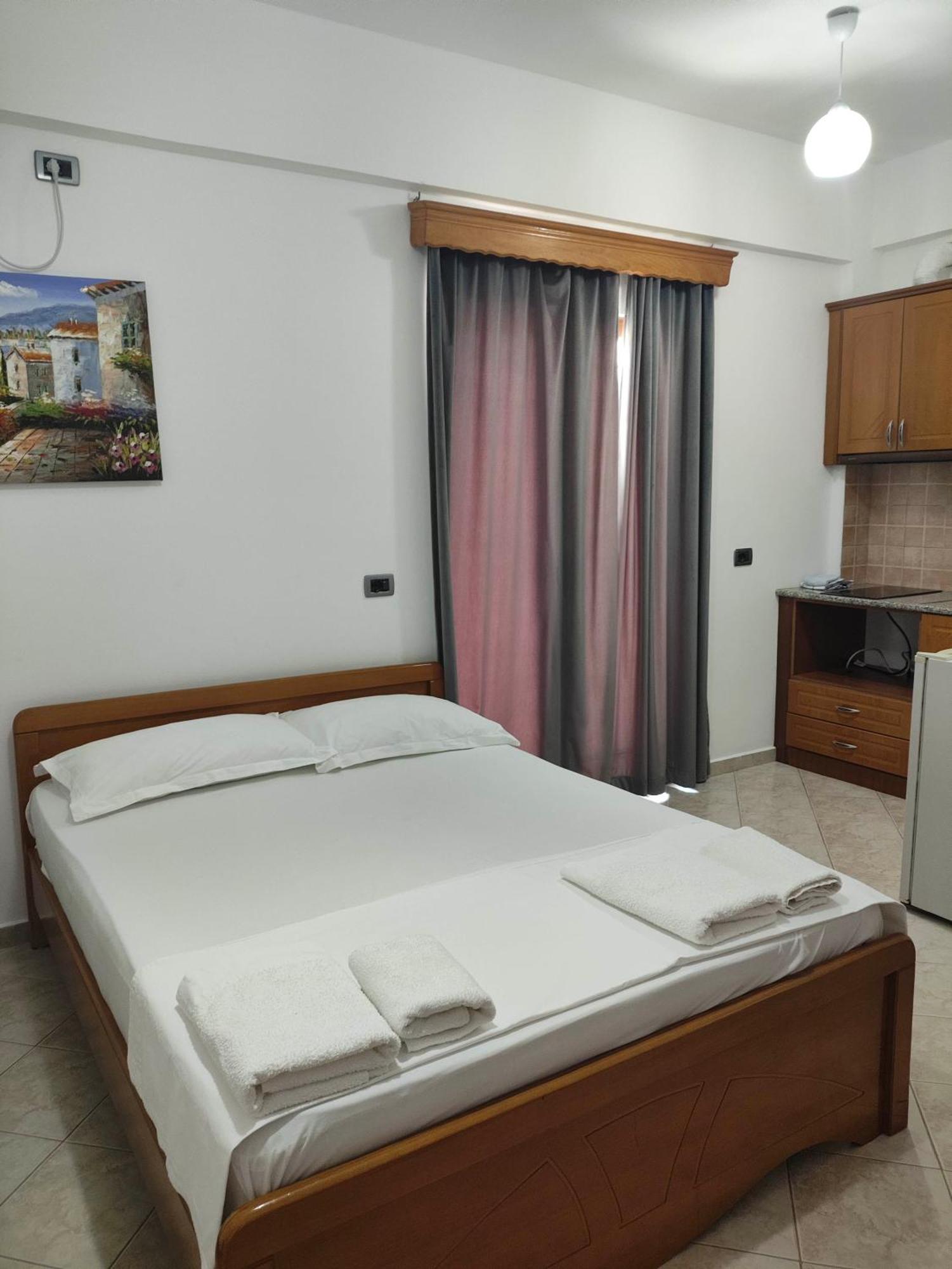 קסאמיל Hola Rooms מראה חיצוני תמונה